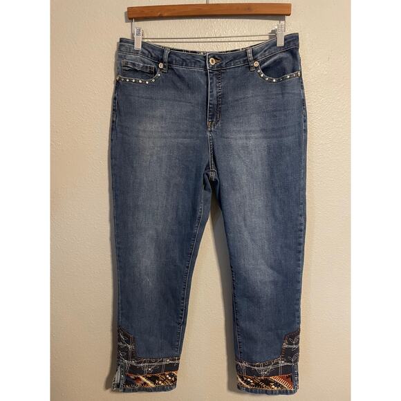 John Mark Capri Jeans Womens 14 Blue Denim Embroidered Patchwork Studded Stretch - Picture 1 of 9